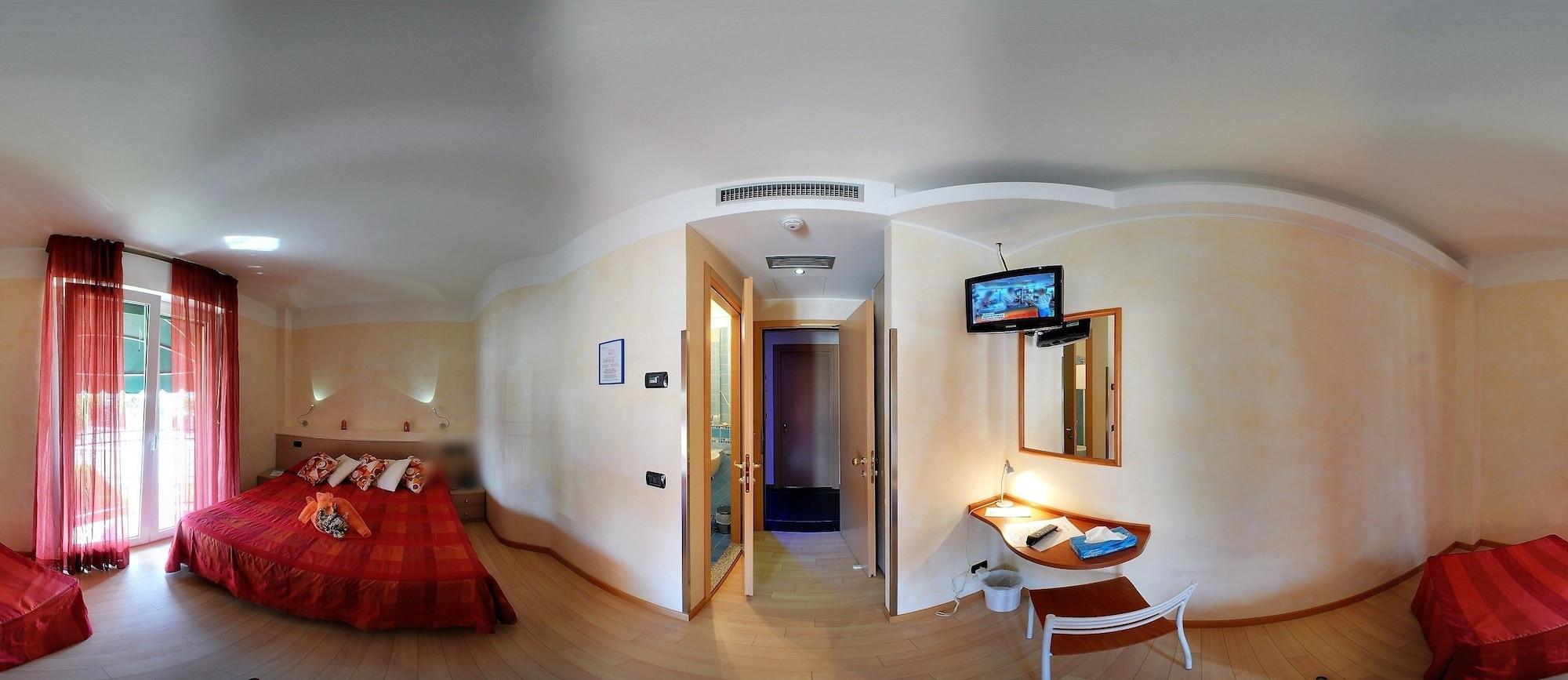 Savoia 3*